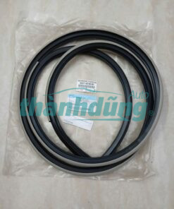 RON KHUNG CỬA TRƯỚC PHỤ TOYOTA ALTIS 2012 | 6231102180