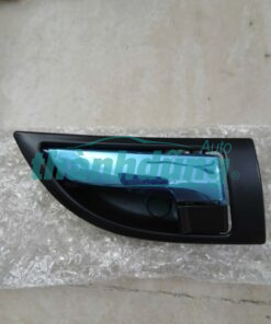 TAY MỞ CỬA TRONG PHỤ HAIMA 3 2010 | MA107330M1