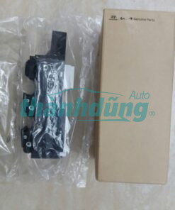 CÔNG TẮC LÊN KÍNH HYUNDAI SANTAFE 2012-2016 | 935702W050