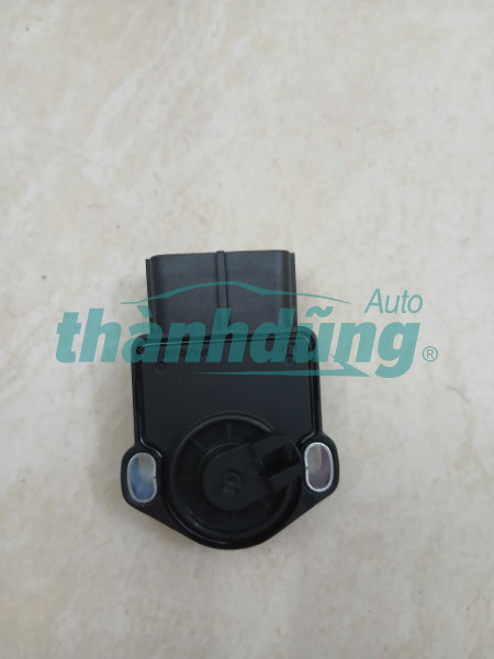 CẢM BIẾN CHÂN GA KIA CARENS 2.7 CRDI | 351902A000