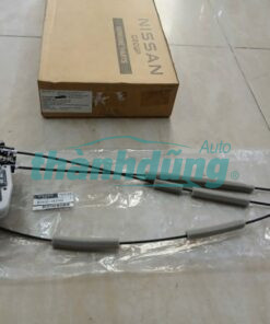Ổ NGẬM KHÓA CỬA TRƯỚC PHẢI NISSAN NAVARA | 805004KD0A