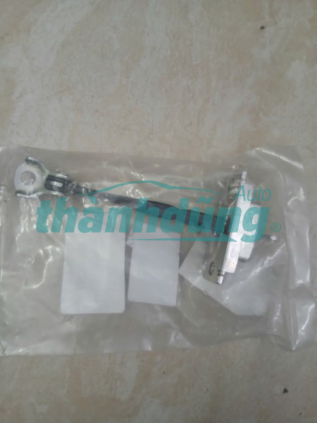 HẠN CHẾ CÁNH CỬA SAU TRÁI TOYOTA HILUX 2018 | 686300K091