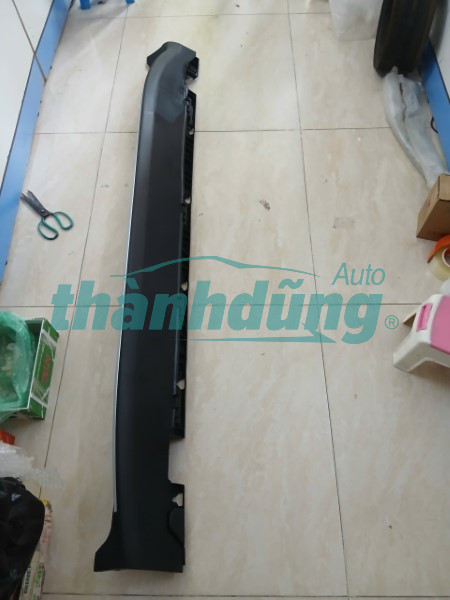 BỆ DẴM CHÂN MERCEDES GLC250 2016 | 1666980548