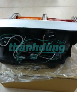 ĐÈN HẬU PHỤ MITSUBISHI PAJERO V43 | MB831490