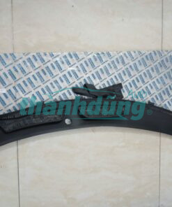 ỐP DƯỚI CHÂN KÍNH CHẮN GIÓ FORD FIESTA 1.6 AT | DK51507R1C