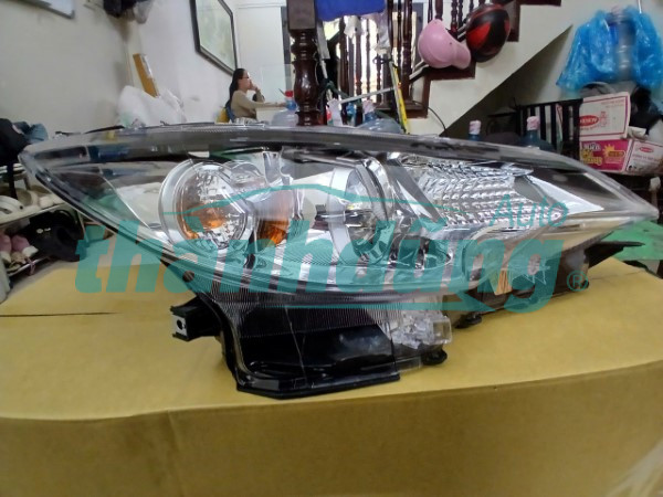 ĐÈN PHA PHỤ XE TOYOTA FORTUNER 2019 | 811400KB90