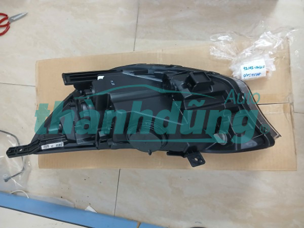 ĐÈN PHA CÓ LED XE KIA RIO 2016 | 921021W210
