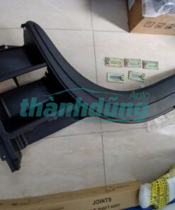 BỆ DẴM CHÂN HYUNDAI HD450 | 869307C000