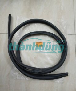 RON KHUNG CỬA TRƯỚC PHẢI FORD FOCUS 2011 | 4M51A20530BB5YYW