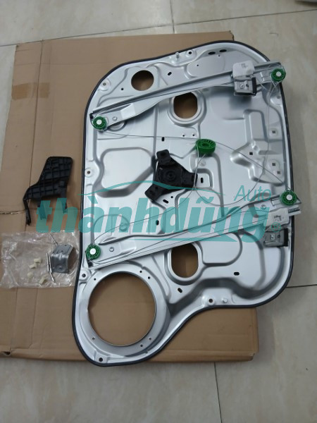 XƯƠNG LÊN KÍNH XE HYUNDAI AVANTE 2010 | 824812H000