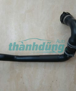 ỐNG LÀM MÁT KÉT NƯỚC XE VOLKSWAGEN JETTA 2015 | 8R0121055AB