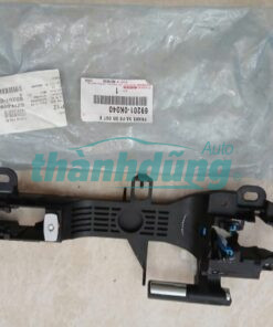XƯƠNG BẮT TAY MỞ CỬA XE TOYOTA HILUX 2018 | 692010K040