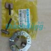 CHỔI (GIÁ) THAN ĐỀ TOYOTA LAND CRUISER | 2814054380