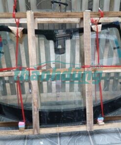 KÍNH CHẮN GIÓ TRƯỚC LAND ROVER DEFENDER 2010 | LR009821