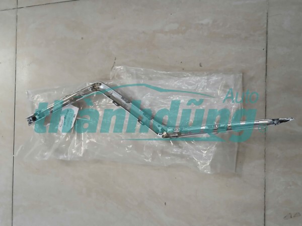 ỐP MẠ CẢN TRƯỚC XE MG5 2025 | 10361095