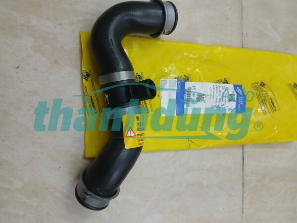 ong-ket-nuoc-duoi-xe-mercedes-c250-2011-2045012682 ỐNG KÉT NƯỚC DƯỚI XE MERCEDES C250 2011 | 2045012682