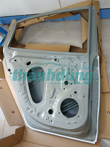 CÁNH CỬA SAU XE MG ZS 1.5 STANDARD 2023 | 10316503