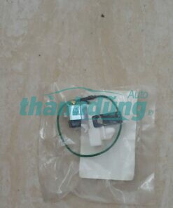 CÔNG TẮC THẮNG TAY XE HYUNDAI SANTAFE 2016 | 938302B500