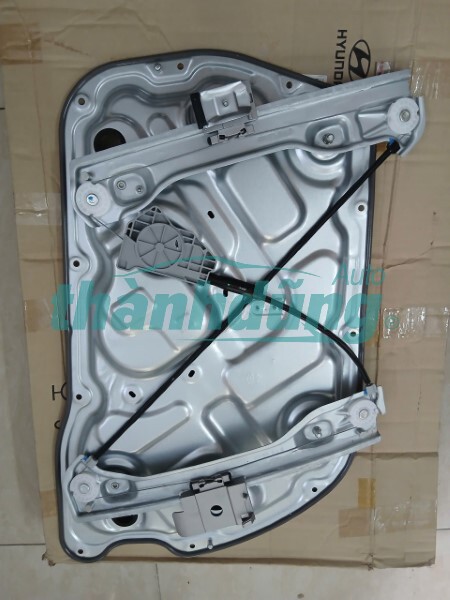 COMPA NÂNG KÍNH TRƯỚC HYUNDAI GENESIS 2013 | 824812M000