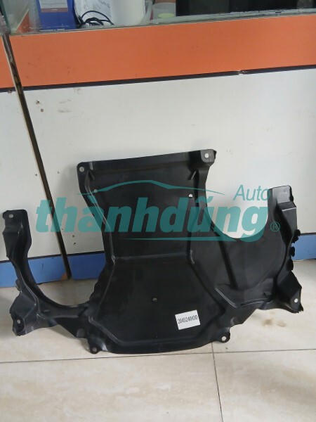 CHẮN BÙN GẦM MÁY MERCEDES C230 2008 | 2045240430
